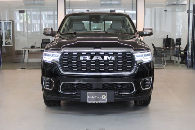 جديدة RAM 1500 فيس ليفت V, 3.6 l, 2025 في في المملكة العربية السعودية, الرياض من Nahi Cars Showroom معرض ناهي للسيارات، اللون أسود.  | AUTO.AE | إعلان #251134