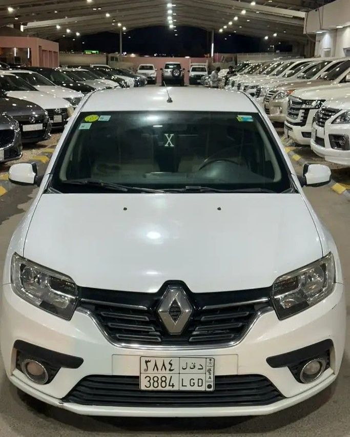 مستعملة Renault Symbol ثالثاً فيس ليفت, 1.6 l, 2020 في في المملكة العربية السعودية, الرياض من Fal Al Khair فال الخير، اللون أبيض. أخرى | AUTO.AE | إعلان #259567
