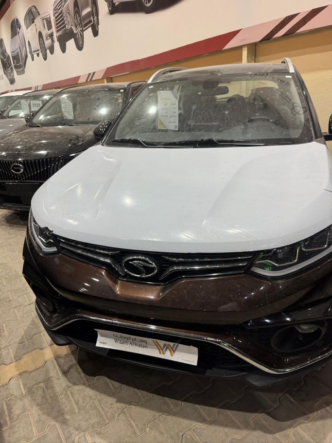 مستعملة Soueast DX5, 1.5 l, 2022 في في المملكة العربية السعودية, الرياض من Wisam Al Watan وسام الوطن، اللون بني. أخرى | AUTO.AE