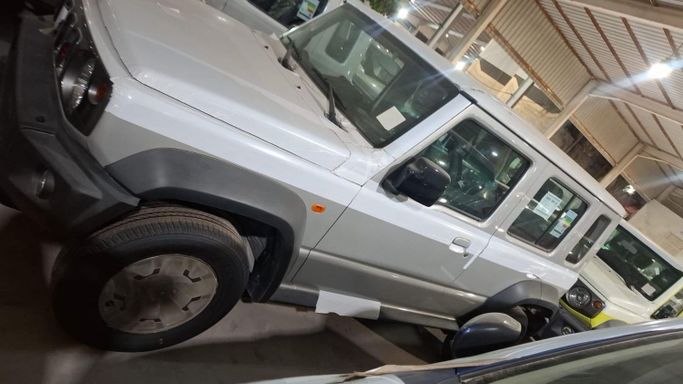 Новый Suzuki Jimny IV, 1.5 л, 2025 в Саудовская Аравия, Эр-Рияд от Al Imtiaz Cars شركة الامتياز للسيارات Серебристый цвет. GCC | AUTO.AE | Объявление #257969