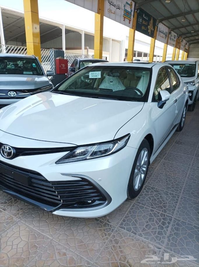 Новый Toyota Camry VIII (XV70) Рестайлинг, 2.5 л, 2024 в Саудовская Аравия, Эр-Рияд от Al Astool Al Khaleeji شركة الأسطول الخليجي للسيارات Белый цвет.  | AUTO.AE | Объявление #249091