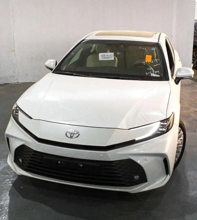 Новый Toyota Camry IX (XV80) China Market, 2.0 л, 2025 в Саудовская Аравия, Эр-Рияд от Al Imtiaz Cars شركة الامتياز للسيارات Белый цвет. GCC | AUTO.AE | Объявление #258008