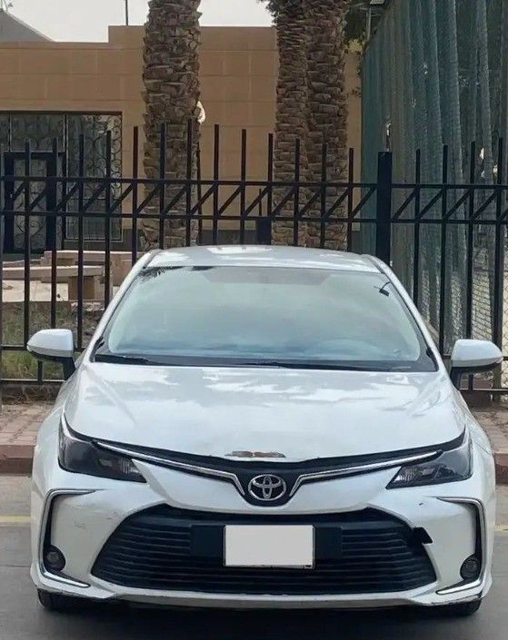 Подержанный Toyota Corolla XII (E210), 1.5 л, 2021 в Саудовская Аравия, Эр-Рияд от Bayraq Al Ibda’a Cars معرض بيرق الابداع Белый цвет.  | AUTO.AE | Объявление #261504