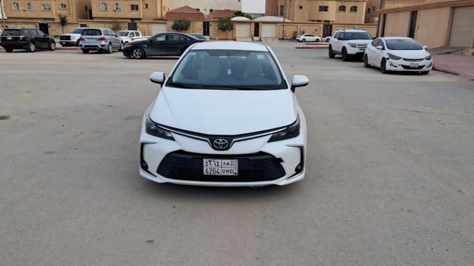 Used Toyota Corolla XII (E210), 1.5 l, 2021 in Saudi Arabia, Riyadh by Insta Car انستا كار, White color.  | AUTO.AE | Listing #261595