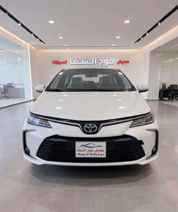 Used ⁦Toyota Corolla XII (E210), 1.5 l, 2024⁩ in Saudi Arabia, Riyadh by Mawj Al Shifa معرض موج الشفا للسيارات, White color.  | AUTO.AE | Listing #288468