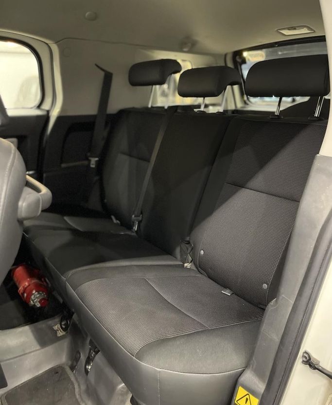 Подержанный Toyota FJ Cruiser, 4.0 л, 2020 в Саудовская Аравия, Эр-Рияд от Auto City أوتو سيتي Белый цвет.  | AUTO.AE | Объявление #296437 — фото 10 из 13