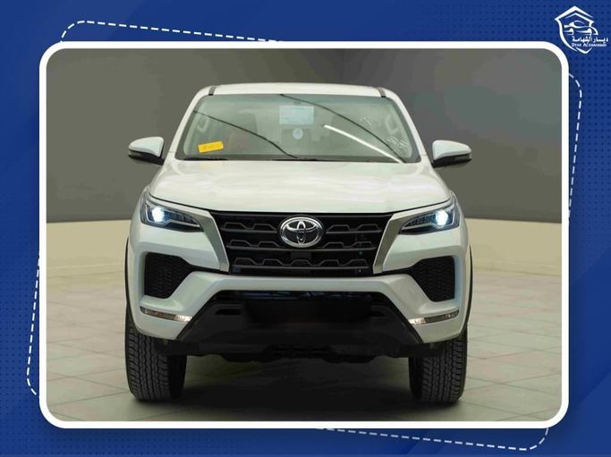 Новый Toyota Fortuner II Рестайлинг, 2.7 л, 2026 в Саудовская Аравия, Эр-Рияд от Diar Al Shahama ديار الشهامة Белый цвет. Other | AUTO.AE | Объявление #249218