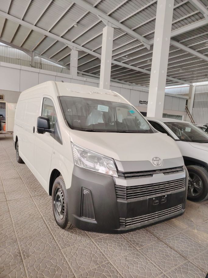 Новый Toyota HiAce H300, 2.8 л, 2025 в Саудовская Аравия, Эр-Рияд от Al Astool Al Khaleeji شركة الأسطول الخليجي للسيارات Белый цвет.  | AUTO.AE | Объявление #248896