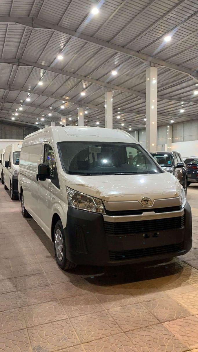 New Toyota HiAce H300, 2.8 l, 2025 in Saudi Arabia, Riyadh by Al Astool Al Khaleeji شركة الأسطول الخليجي للسيارات, White color.  | AUTO.AE | Listing #249135
