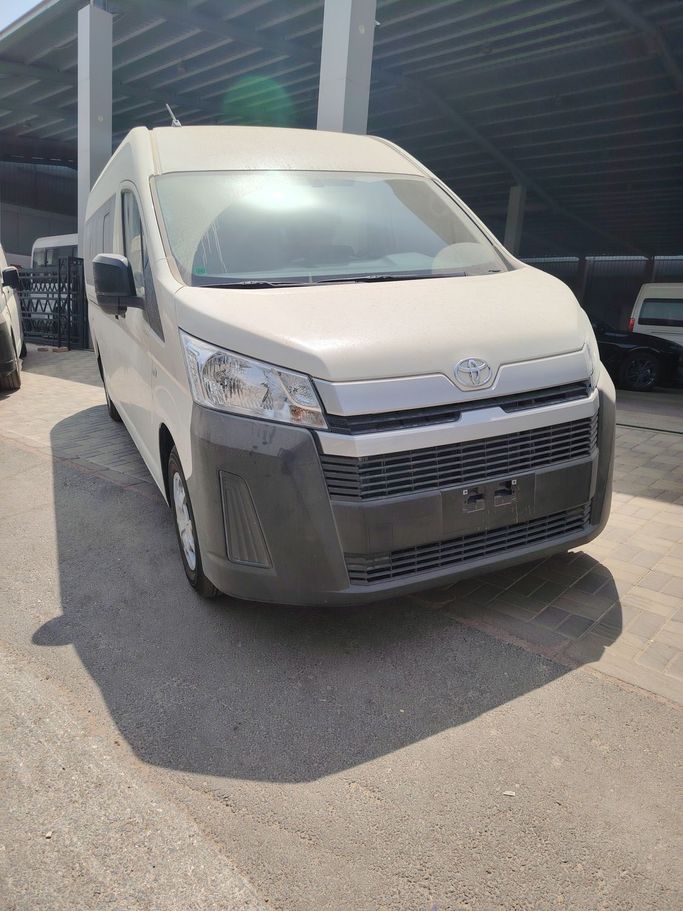 New Toyota HiAce H300, 3.5 l, 2025 in Saudi Arabia, Riyadh by Al Astool Al Khaleeji شركة الأسطول الخليجي للسيارات, White color.  | AUTO.AE | Listing #249142