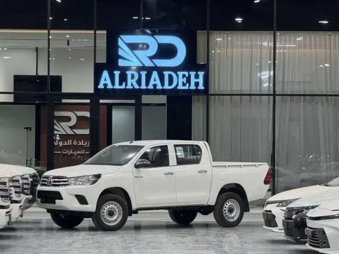 New Toyota Hilux VIII, 2.4 l, 2026 in Saudi Arabia, Riyadh by Al Riyada Al Duwalya شركة الريادة الدولي للسيارات, White color.  | AUTO.AE | Listing #262107
