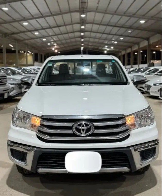 Подержанный Toyota Hilux VIII, 2.4 л, 2022 в Саудовская Аравия, Эр-Рияд от معرض امتياز الشفا للسيارات Белый цвет.  | AUTO.AE | Объявление #264289