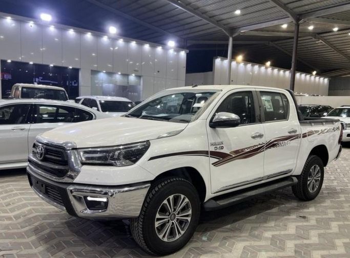 جديدة ⁦Toyota Hilux فيس ليفت الثامن، 2.8 l، 2026⁩ في في المملكة العربية السعودية, الرياض من Fakhamat Najd معرض فخامة نجد للسيارات، اللون أبيض. أخرى | AUTO.AE | إعلان #288777