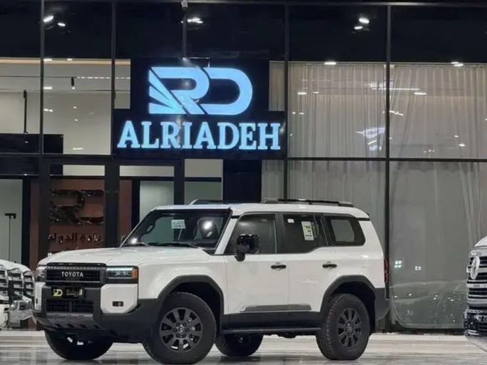 New Toyota Land Cruiser Prado 250 Series, 2.4 l, 2025 in Saudi Arabia, Riyadh by Al Riyada Al Duwalya شركة الريادة الدولي للسيارات, White color.  | AUTO.AE | Listing #262269