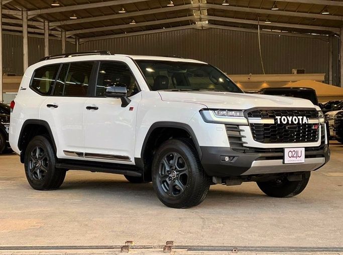 New Toyota Land Cruiser Twin Turbo 300 Series, 3.3 l, 2022 in Saudi Arabia, Riyadh by Automobile For You, White color. Other | AUTO.AE | Listing #246905