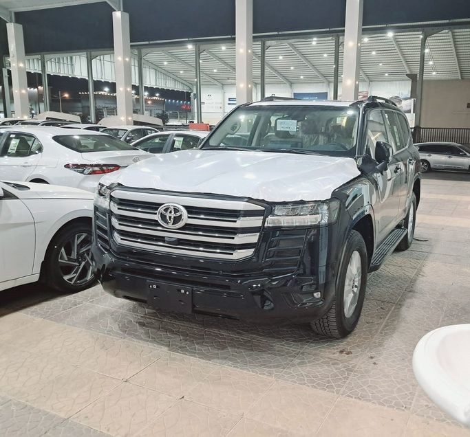 Новый Toyota Land Cruiser Twin Turbo 300 Series, 3.5 л, 2024 в Саудовская Аравия, Эр-Рияд от Al Astool Al Khaleeji شركة الأسطول الخليجي للسيارات Черный цвет.  | AUTO.AE | Объявление #249126