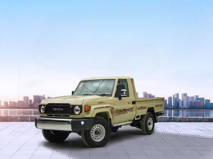 جديدة Toyota Land Cruiser 70 Series 70 Series Facelift 2, 2.8 l, 2025 في في المملكة العربية السعودية, الرياض من Diar Al Shahama ديار الشهامة، اللون بيج. أخرى | AUTO.AE | إعلان #249796