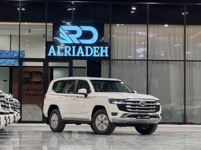 New Toyota Land Cruiser 300 Series, 4.0 l, 2026 in Saudi Arabia, Riyadh by Al Riyada Al Duwalya شركة الريادة الدولي للسيارات, White color. GCC Specs | AUTO.AE | Listing #261680
