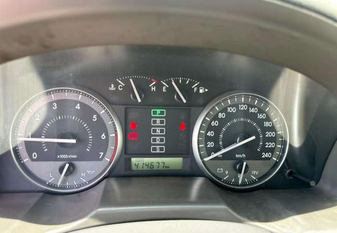 مستعملة Toyota Land Cruiser 200 Series 200 Series Facelift 1، 4.0 لتر، 2015 في المملكة العربية السعودية، الرياض من Al Shukh شركة معرض الشيوخ للسيارات، اللون أبيض.  | AUTO.AE | إعلان #296201 — صورة 13 من 13