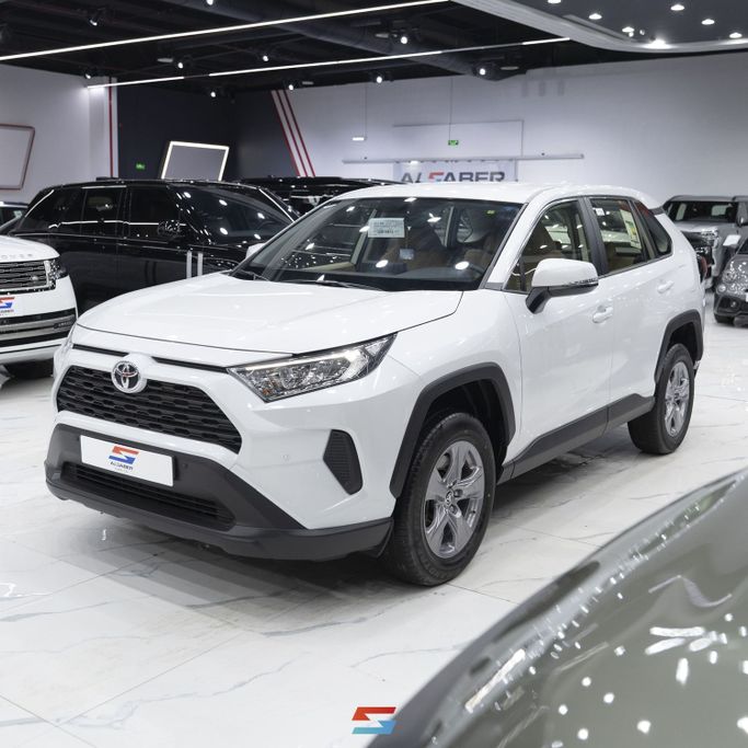 New Toyota RAV4 V (XA50), 2.0 l, 2025 in Saudi Arabia, Riyadh by Al Saber Cars شركة السبر للسيارات, White color.  | AUTO.AE | Listing #251982