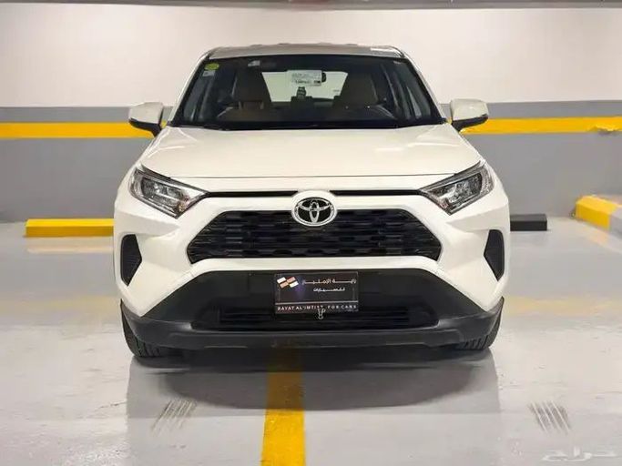 Подержанный Toyota RAV4 V (XA50), 2.5 л, 2019 в Саудовская Аравия, Эр-Рияд от Rayat Al Amtayaz راية الامتياز Белый цвет. Other | AUTO.AE | Объявление #253257
