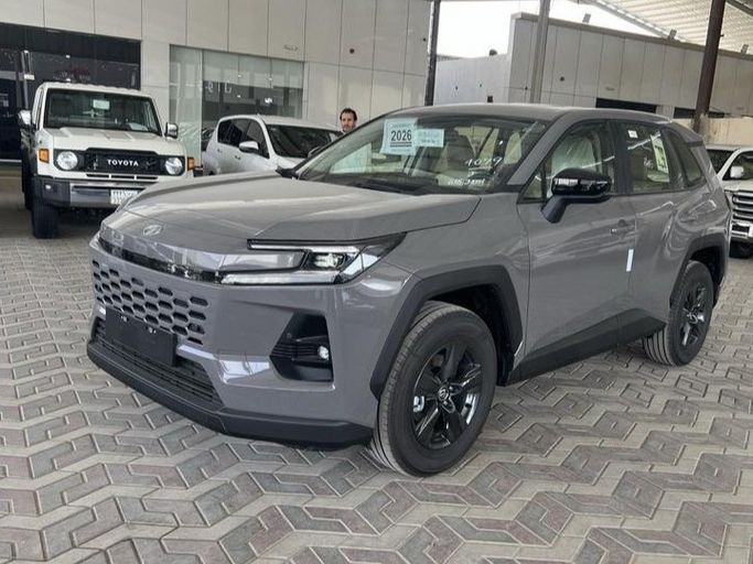 Новый ⁦Toyota RAV4 VI (XA60), 2.0 л, 2026⁩ в Саудовская Аравия, Эр-Рияд от Fakhamat Najd معرض فخامة نجد للسيارات Серый цвет. Other | AUTO.AE | Объявление #288695
