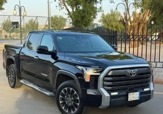 Подержанный Toyota Tundra III, 3.4 л, 2023 в Саудовская Аравия, Эр-Рияд от معرض شموخ الشرق Shumokh Al - Sharq Черный цвет. GCC | AUTO.AE | Объявление #264899