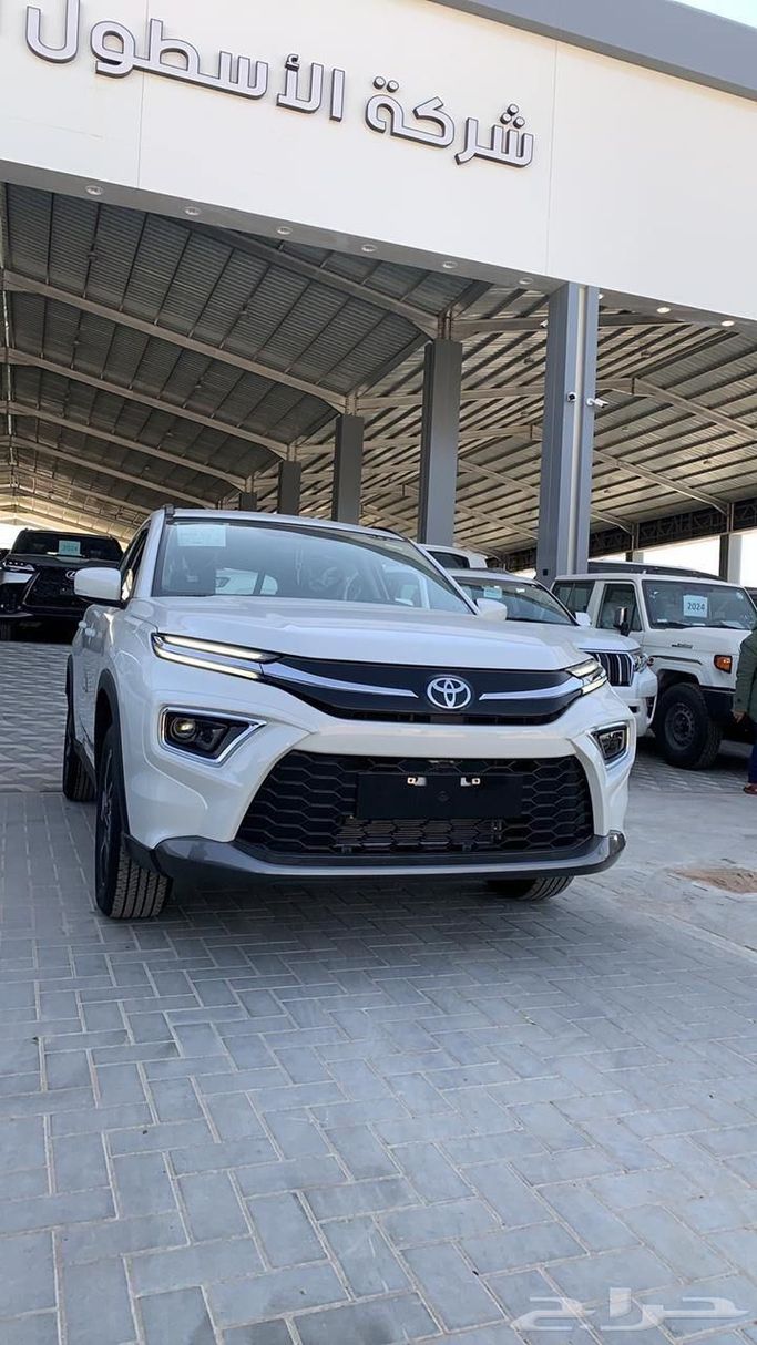 جديدة Toyota Urban Cruiser ثالثاً, 1.5 l, 2024 في في المملكة العربية السعودية, الرياض من Al Astool Al Khaleeji شركة الأسطول الخليجي للسيارات، اللون أبيض.  | AUTO.AE | إعلان #248825