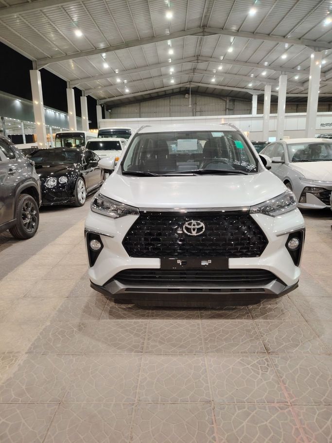 New Toyota Veloz, 1.5 l, 2024 in Saudi Arabia, Riyadh by Al Astool Al Khaleeji شركة الأسطول الخليجي للسيارات, White color.  | AUTO.AE | Listing #248985