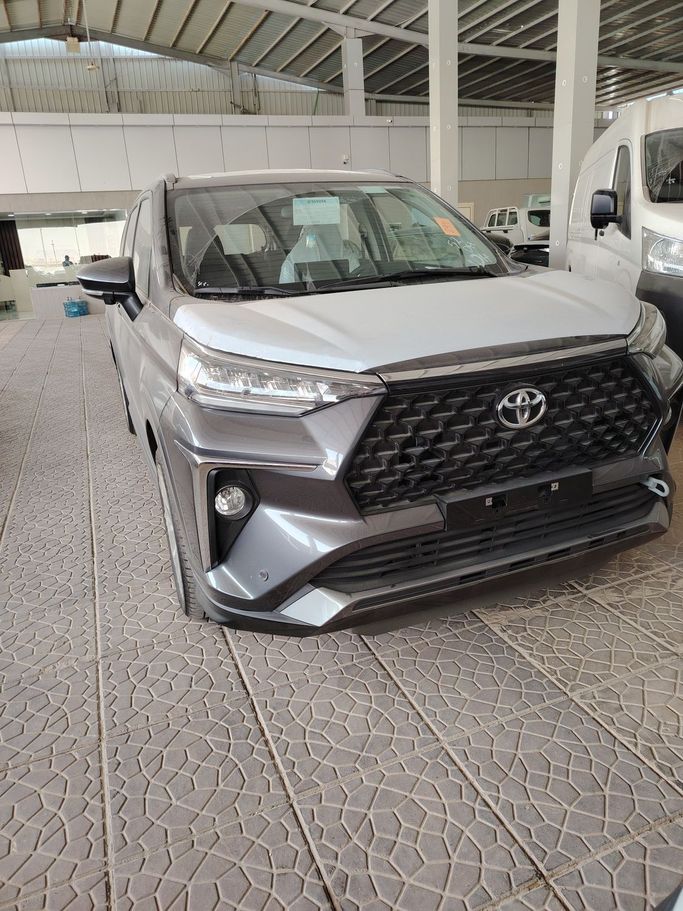 جديدة Toyota Veloz, 1.5 l, 2025 في في المملكة العربية السعودية, الرياض من Al Astool Al Khaleeji شركة الأسطول الخليجي للسيارات، اللون رمادي.  | AUTO.AE | إعلان #248989