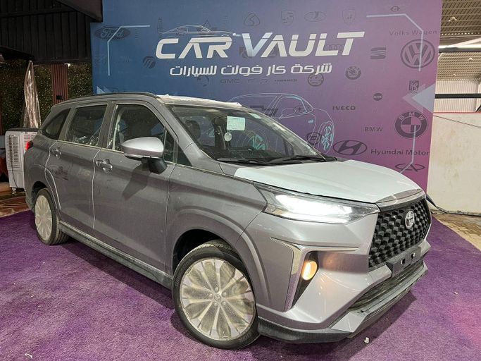 جديدة Toyota Veloz, 1.5 l, 2025 في في المملكة العربية السعودية, الرياض من Car Vault شركة كار فولت للسيارات، اللون رمادي.  | AUTO.AE | إعلان #249461