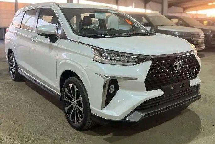 New Toyota Veloz, 1.5 l, 2026 in Saudi Arabia, Riyadh by Al Imtiaz Cars شركة الامتياز للسيارات, White color. GCC Specs | AUTO.AE | Listing #258005