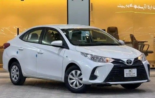 مستعملة Toyota Yaris رابعاً, 1.5 l, 2021 في في المملكة العربية السعودية, الرياض من Mada Cars مدى للسيارات، اللون أبيض. مواصفات الخليج | AUTO.AE | إعلان #265316