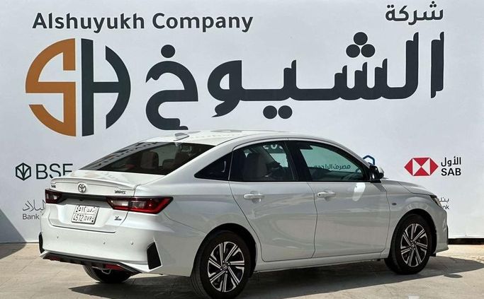 مستعملة Toyota Yaris IV (AC100)، 1.3 لتر، 2024 في المملكة العربية السعودية، الرياض من Al Shukh شركة معرض الشيوخ للسيارات، اللون أبيض.  | AUTO.AE | إعلان #296188 — صورة 4 من 14