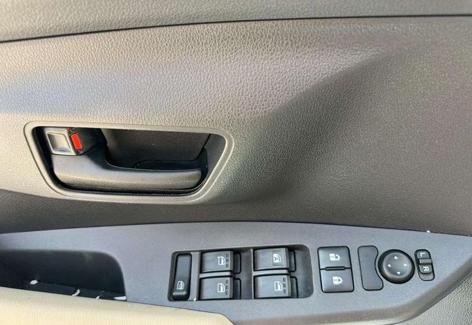مستعملة Toyota Yaris IV (AC100)، 1.3 لتر، 2024 في المملكة العربية السعودية، الرياض من Al Shukh شركة معرض الشيوخ للسيارات، اللون أبيض.  | AUTO.AE | إعلان #296188 — صورة 9 من 14