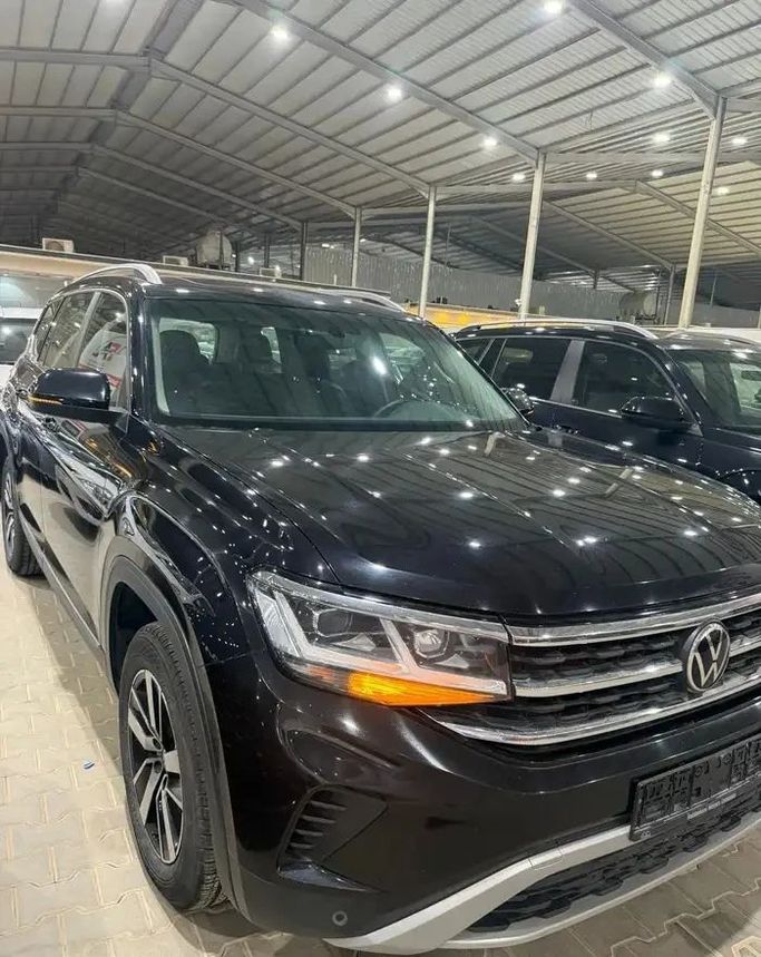 Used Volkswagen Teramont I, 3.6 l, 2022 in Saudi Arabia, Riyadh by Fahad Salman & Ali Al Omair شركة فهد سلمان وعلي العمير للسيارات, Black color. GCC Specs | AUTO.AE | Listing #257319