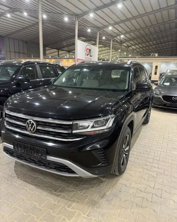 Used Volkswagen Teramont I, 3.6 l, 2021 in Saudi Arabia, Riyadh by Fahad Salman & Ali Al Omair شركة فهد سلمان وعلي العمير للسيارات, Black color. GCC Specs | AUTO.AE | Listing #257320