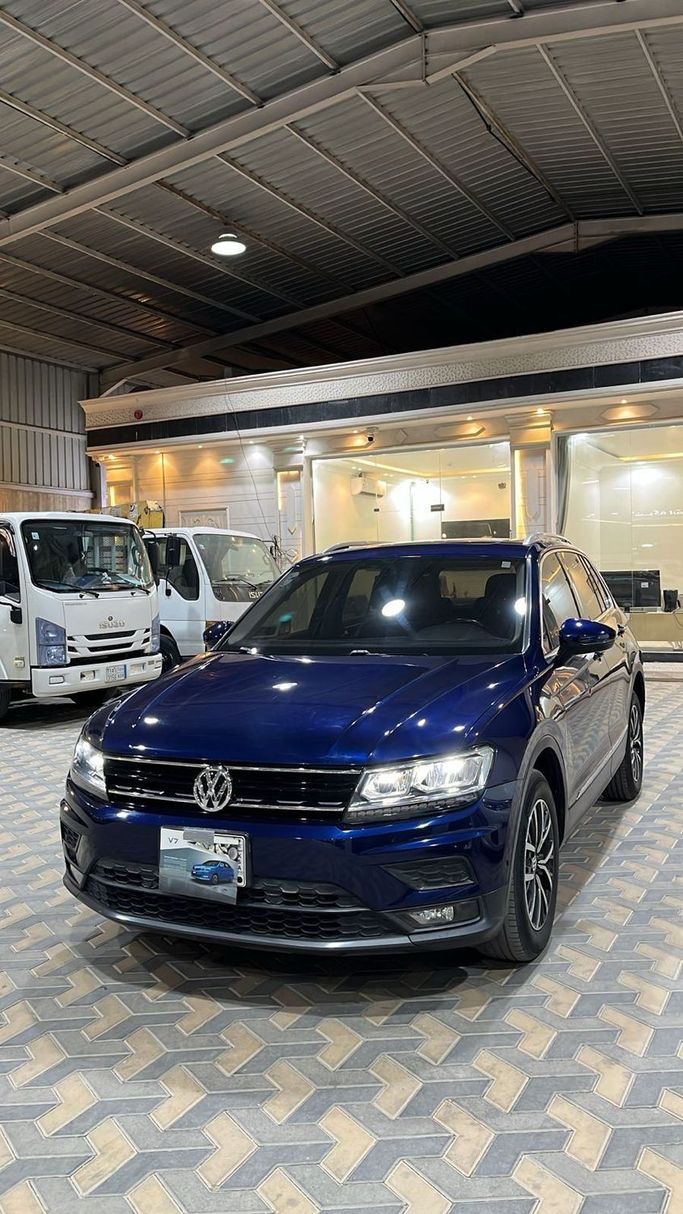 مستعملة Volkswagen Tiguan II (السوق الصينية), 2.0 l, 2019 في في المملكة العربية السعودية, الرياض من Rose Cars معرض مركبة روز للسيارات، اللون أزرق.  | AUTO.AE | إعلان #254166