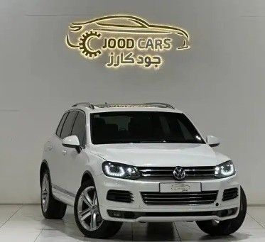 Used Volkswagen Touareg II Facelift, 3.6 l, 2014 in Saudi Arabia, Riyadh by Joud Cars معرض جود كارز للسيارات, White color. GCC Specs | AUTO.AE | Listing #263361