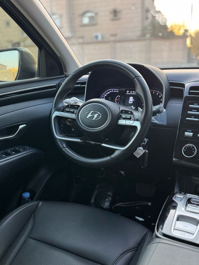 مستعملة Hyundai Tucson رابعاً, 1.5 l, 2021 في في المملكة العربية السعودية, سيهات من معرض جنان لسيارات، اللون بنفسجي. المواصفات الكورية | AUTO.AE | إعلان #262639