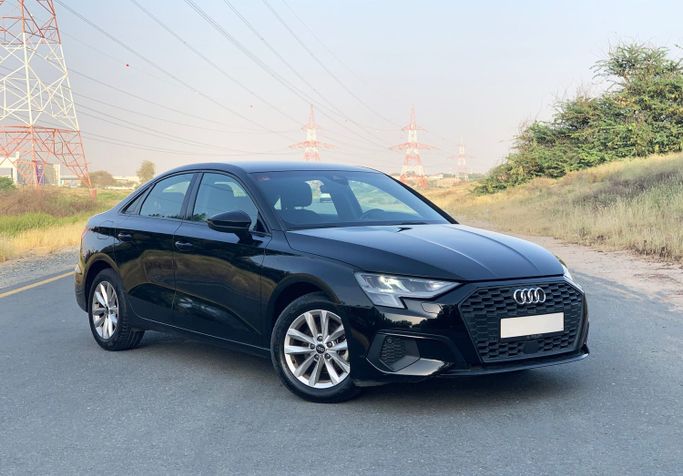 Подержанный Audi A3 35 TFSI IV (8Y), 1.4 л, 2023 в Шардже от Wahat Al Sharjah Used Cars Черный цвет. GCC | AUTO.AE | Объявление #255884