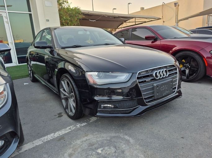 Подержанный Audi A4 V (B9), 2.0 л, 2016 в Шардже от Al Sada used cars Черный цвет. Американская | AUTO.AE