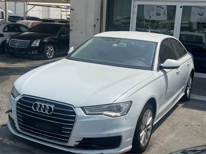 Подержанный Audi A6 3.0 TFSI quattro IV (C7) Рестайлинг, 3.0 л, 2016 в Шардже от Al Suraj Al Muneer Used Cars Белый цвет. GCC | AUTO.AE