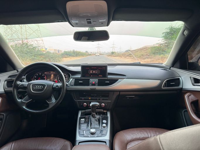 مستعملة Audi A6 IV (C7)، 2.8 لتر، 2014 في الإمارات، الشارقة من Hatta Used Cars، اللون أسود. مواصفات الخليج | AUTO.AE | إعلان #296176 — صورة 23 من 25