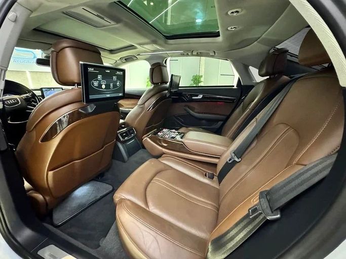 Used Audi A8 L 60 TFSI III (D4) Facelift, 4.0 l, 2017 in Sharjah by Ayoon Alhoot Motors, White color. GCC Specs | AUTO.AE