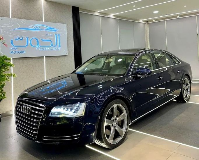 Подержанный Audi A8 L 60 TFSI III (D4) Рестайлинг, 4.0 л, 2014 в Шардже от Ayoon Alhoot Motors Тёмно-синий цвет. GCC | AUTO.AE
