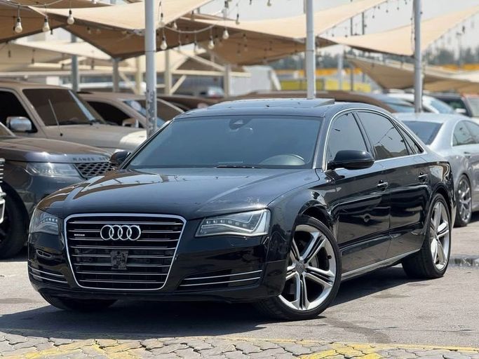 Подержанный Audi A8 Long III (D4), 3.0 л, 2013 в Шардже от Al Suraj Al Muneer Used Cars Черный цвет. GCC | AUTO.AE