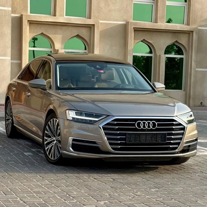 Подержанный Audi A8 Long 55 TFSI IV (D5), 3.0 л, 2019 в Шардже от Sarmad Cars Серый цвет. Other | AUTO.AE