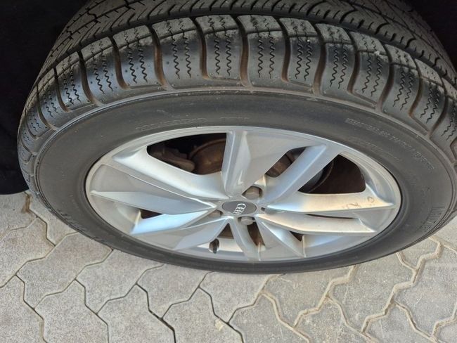 Подержанный Audi Q3 I (8U) Рестайлинг, 2.0 л, 2018 в Шардже от Al Sada used cars Черный цвет. Американская | AUTO.AE