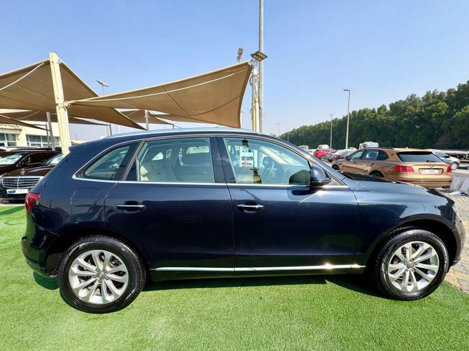 Used Audi Q5 I (8R) Facelift, 2.0 l, 2015 in Sharjah by DCB Cars, Black color. GCC Specs | AUTO.AE